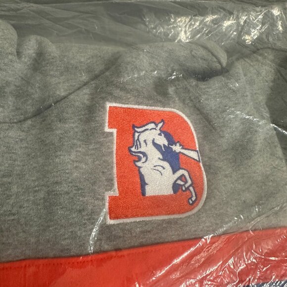 Mitchell And Ness Throwbacks Hoodie Denver Bronco Hoodie 3 X-large - Picture 4 of 5